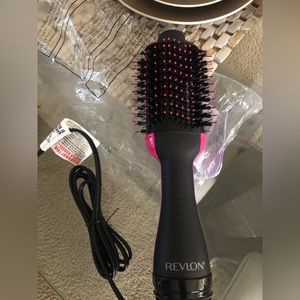 Brand new never used Revlon one step hair dryer